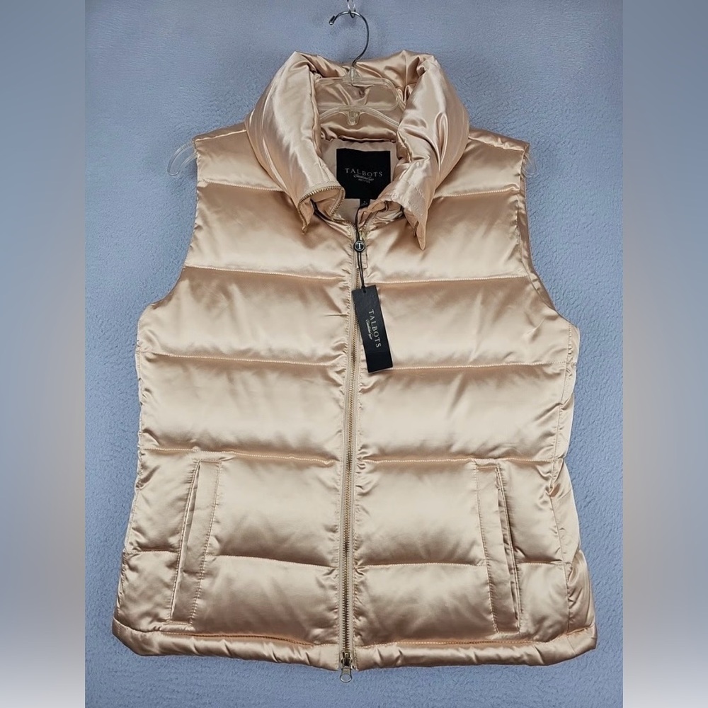 Talbots Puffer Vest Metalic Gold
Duck Down Filled Women's Sz M